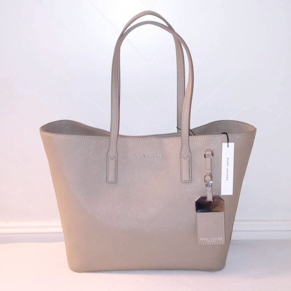 Marc Jacobs Tote - Sandstone - Picture 3 of 10